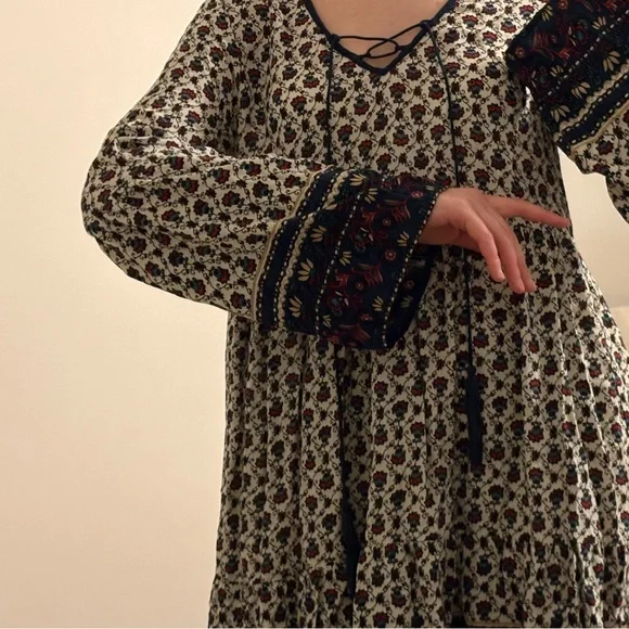 Bohemian Long Sleeve Dress with Lace-Up Detail - Picture 2 of 5
